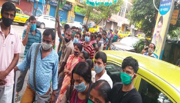 Vaccination: আগে এলে আগে টিকা, &#039;স্লট টাইমিং&#039; উঠে পুরনো নীতিই বহাল