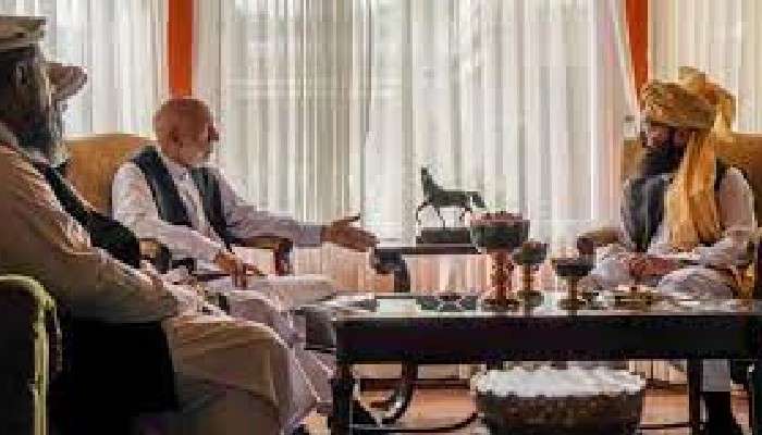 Afghanistan Crisis: হামিদ কারজাই ও আবদুল্লা আবদুল্লাকে অবশেষে গৃহবন্দি করল তালিবান