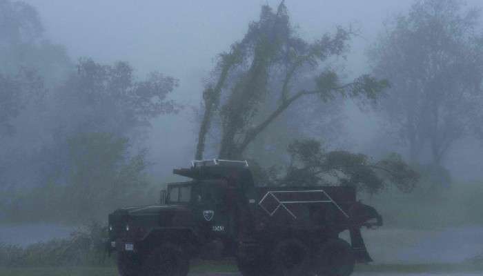 Hurricane Ida: ঝড় ঘুরিয়ে দিল  আস্ত নদীকে!