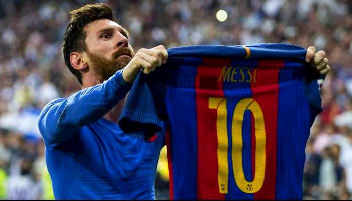 Lionel Messi: মেসির বিখ্যাত ১০ নম্বর জার্সি আগামীর তারকার হাতে তুলে দিল বার্সেলোনা