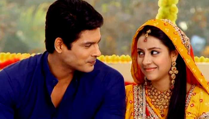 লকডাউনে জোর করে ২০ হাজার টাকা পাঠিয়েছিলেন Sidharth Shukla, মুখ খুললেন বালিকা বধূ Pratyushaর বাবা 