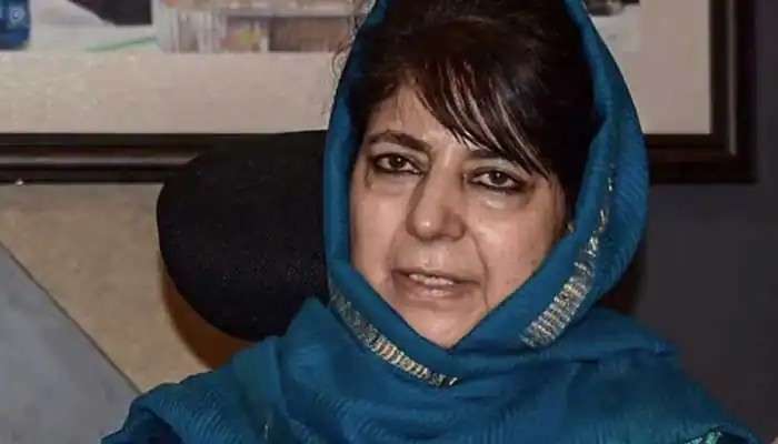 Kashmir: আবার উত্তেজনা ভূস্বর্গে, গৃহবন্দি Mehbooba Mufti