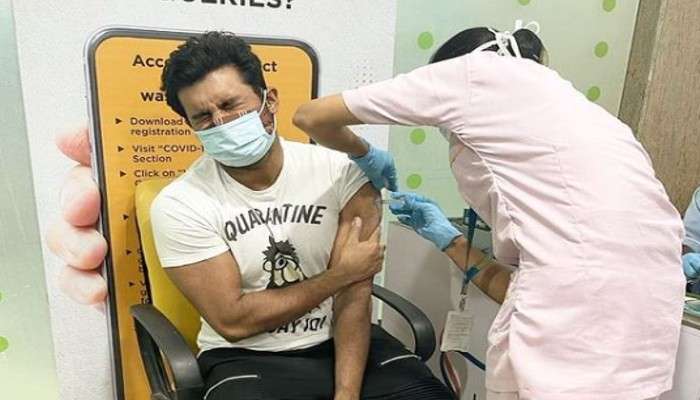 Ankush Hazra: টিকা নিতে গিয়ে কেঁদে কেটে একসা অঙ্কুশ, নেটদুনিয়ায় হাসির রোল