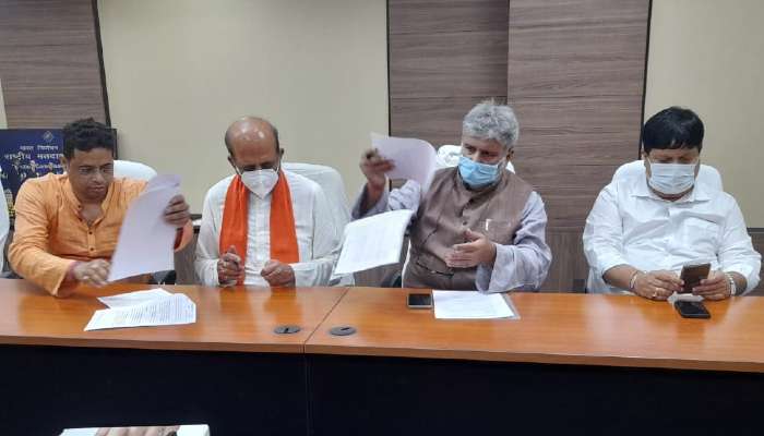 By-Poll: রাজ্য নয় কেন্দ্রের কর্মীরা হোন পোলিং অফিসার, বাইরে থাকুন ফিরহাদ, কমিশনে BJP   