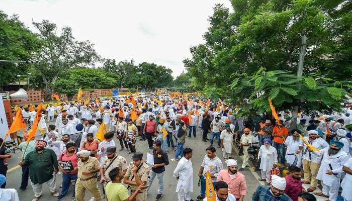 Farm Law: কৃষি আইনের বিরুদ্ধে অকালি দলের প্রতিবাদ, দিল্লিতে আটক Sukhbir Singh Badal সহ বহু নেতা 