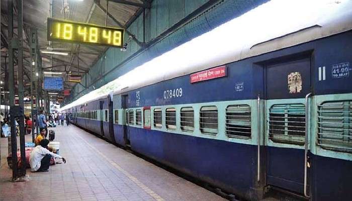 Train Cancel: প্রবল বৃষ্টি, ব্যাহত ট্রেন চলাচল, জেনে নিন কোন ট্রেনের সময় কখন!