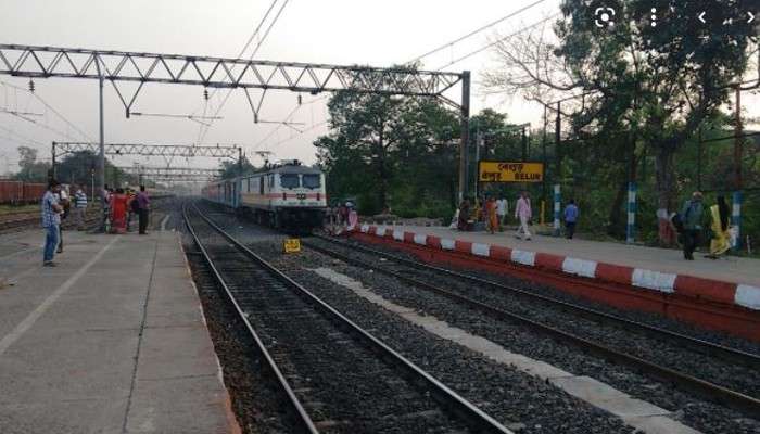 Howrah: মুখে মাস্ক, কানে হেডফোন; রেললাইনের পাশে মিলল যুবকের ঝুলন্ত দেহ