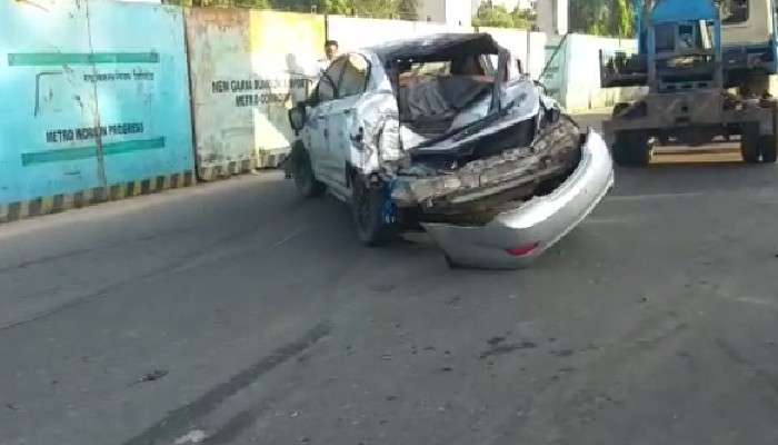Nicco Park Road Accident: নিয়ন্ত্রণ হারিয়ে উল্টে গেল গাড়ি, গুরুতর আহত ৫