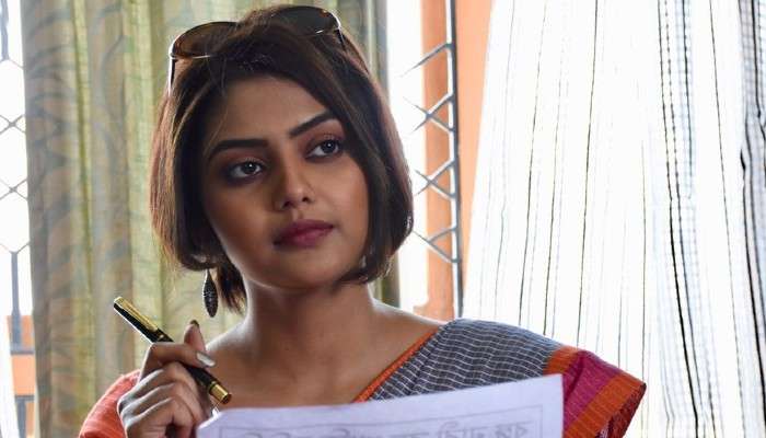 Saayoni Ghosh: &#039;সকালের আদর&#039;, নায়িকার আদুরে ভিডিয়োতে মজে নেটদুনিয়া