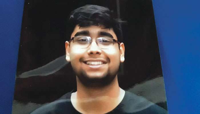 NEET-PG: ডাক্তারির স্নাতকোত্তরে দুই প্রবেশিকাতেই দেশের সেরা বাঙালি চিকিত্সক অমর্ত্য NEET-PG: ডাক্তারির স্নাতকোত্তরে দুই প্রবেশিকাতেই দেশের সেরা বাঙালি চিকিত্সক অমর্ত্য