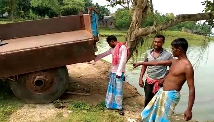 Bardhaman: মন্তেশ্বরে আদিবাসী মহিলাকে গণধর্ষণের অভিযোগ, আশঙ্কাজনক অবস্থায় ভর্তি বর্ধমান মেডিক্য়ালে Bardhaman: মন্তেশ্বরে আদিবাসী মহিলাকে গণধর্ষণের অভিযোগ, আশঙ্কাজনক অবস্থায় ভর্তি বর্ধমান মেডিক্য়ালে