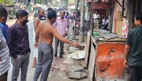 ড্রাইভিং শিখতে গিয়ে ভয়ঙ্কর কাণ্ড, ফুল বিক্রেতাকে পিষে দিল গাড়ি, আহত ৩  