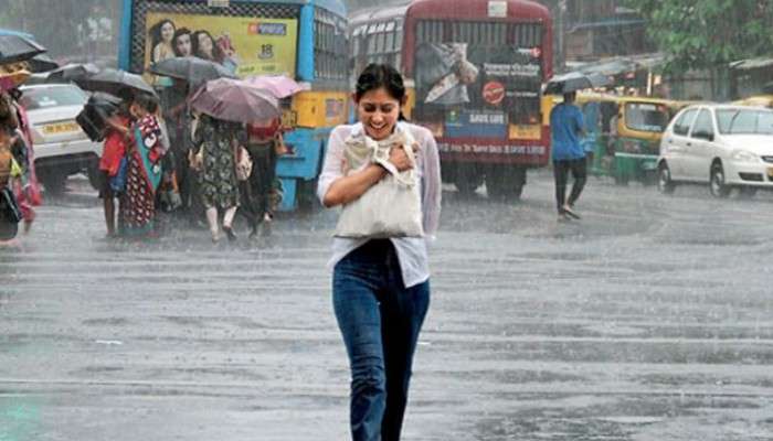 Weather Today: তৃতীয়াতেও বৃষ্টির ভ্রূকুটি, বজ্রবিদ্যুৎ-সহ বর্ষণে ভাসতে চলেছে বাংলা Weather Today: তৃতীয়াতেও বৃষ্টির ভ্রূকুটি, বজ্রবিদ্যুৎ-সহ বর্ষণে ভাসতে চলেছে বাংলা