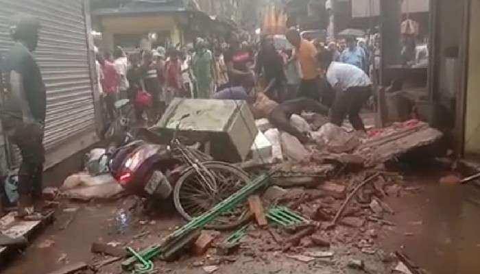   Kolkata: পুজোর মুখে বড়বাজারে ভেঙে পড়ল পুরনো বাড়ি, মৃত ১