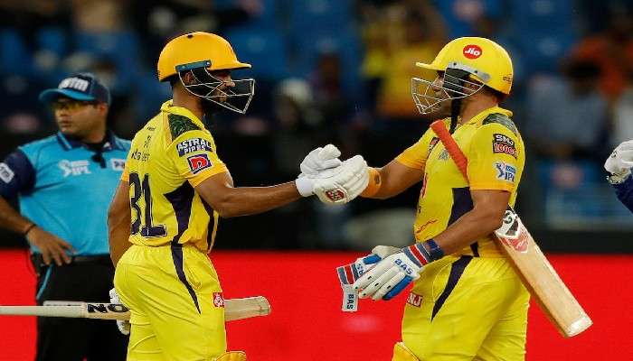 IPL 2021: Dhoni-র ক্ষুরধার মস্তিষ্কে দিল্লিকে হারিয়ে ফাইনালে চলে গেল CSK 