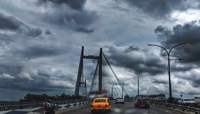 Weather Today: সপ্তমীতে ভ্যাপসা গরম, মেঘলা আকাশে বাড়বে আর্দ্রতাজনিত অস্বস্তি Weather Today: সপ্তমীতে ভ্যাপসা গরম, মেঘলা আকাশে বাড়বে আর্দ্রতাজনিত অস্বস্তি