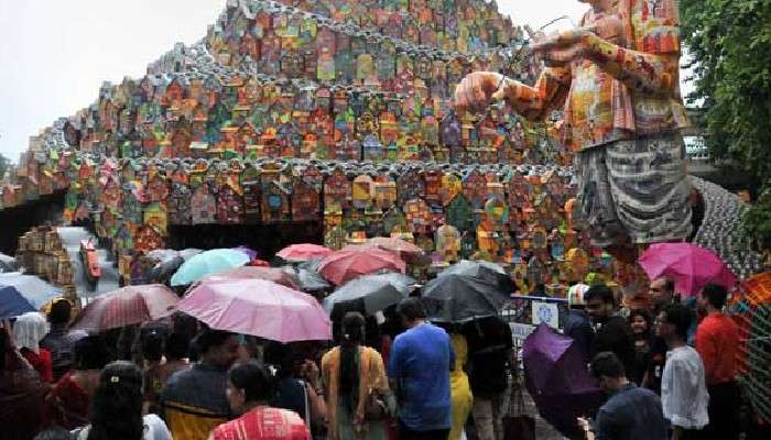 Durga Puja Rain: অষ্টমীর সকালে বৃষ্টিতে ভিজল কলকাতা, কেমন থাকবে আগামী কয়েকদিনের আবহাওয়া? 