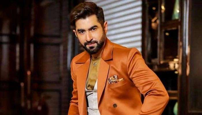 Jeet: নায়ক এবার খলনায়ক! জিতের নতুন ছবির পোস্টার থেকেই শুরু জল্পনা