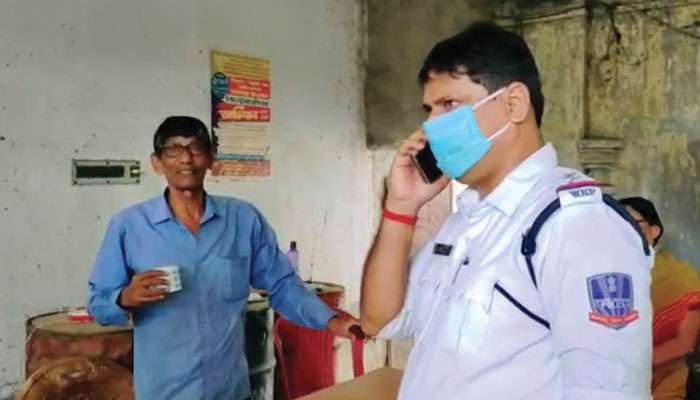 Andal: 'দুয়ারে রেশন' কেন বাড়িতে মিলবে না, তোলপাড় রেশন দোকান  