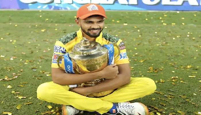 IPL 2021: বাড়ি ফিরেই অরেঞ্জ ক্যাপ জয়ী Ruturaj Gaikwad পেলেন উষ্ণ অভ্যর্থনা, দেখুন ভিডিও