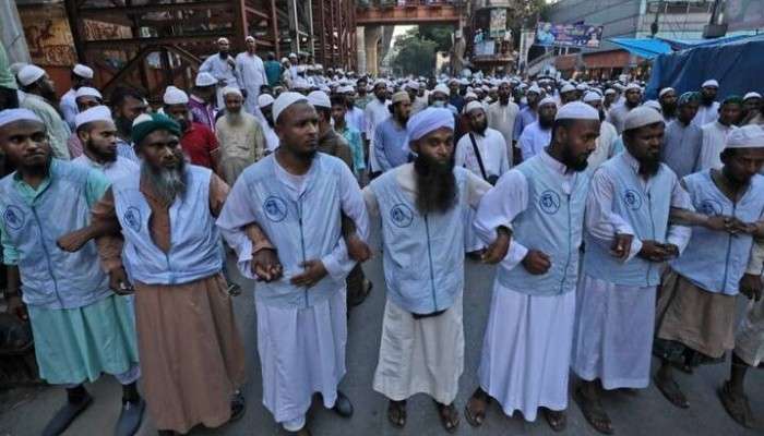 Bangladesh: দুর্গামণ্ডপে হামলায় অশান্ত বাংলাদেশ, প্রতিবাদে হিন্দু-মুসলিম সকলেই 