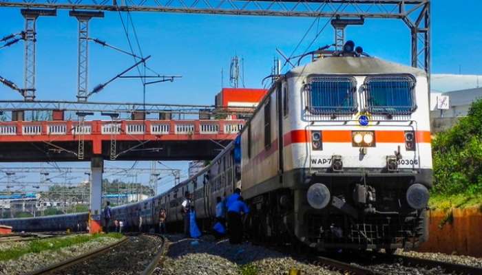 Railway Recruitment 2021: পরীক্ষা ছাড়াই ২২০০ পদে নিয়োগ, চাকরিপ্রার্থীদের জন্য় সুবর্ণ সুযোগ