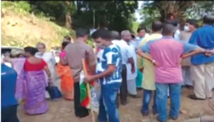 Tripura: ত্রিপুরায় ফের &#039;আক্রান্ত&#039; তৃণমূল; গাড়ি ভাঙচুর-মারধর, বাধা পেয়ে আগরতলা ফিরলেন কুণাল