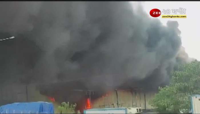 Fire Incident: Terrible fire! Chips factory on fire in Sankrail, Howrah, covered in black smoke