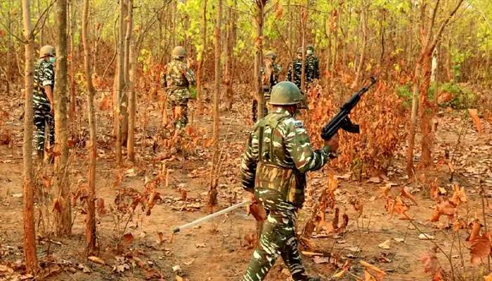 Maoists Killed: গড়চিরৌলিতে ভয়ঙ্কর গুলির লড়াই, মহারাষ্ট্র পুলিসের অভিযানে নিহত ২৬ মাওবাদী