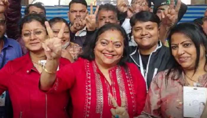 Ratna Chatterjee wins KMC election: &#039;আমার বাড়ি-এলাকা দখলে রাখলাম,&#039; রেকর্ড মার্জিনে শোভনকে &#039;হারিয়ে&#039; জয়ী রত্না 