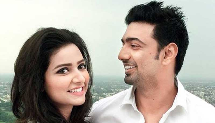 Dev-Subhashree: দেবের পাশে শুভশ্রী, বদলাচ্ছে সম্পর্কের সমীকরণ!