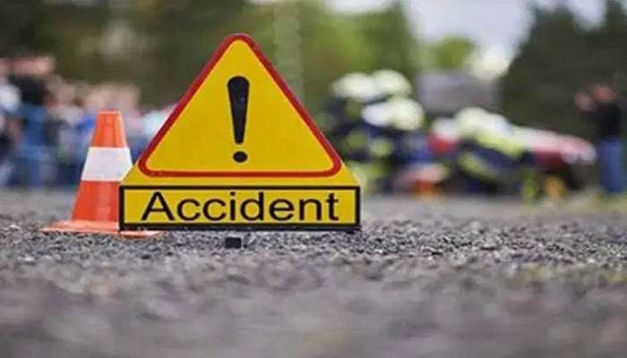 Accident: বাড়ি থেকে বেরিয়ে কর্মস্থলে যাচ্ছিলেন তরুণী, রাস্তাতেই মর্মান্তিক দুর্ঘটনা