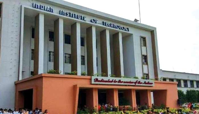 IIT Kharagpur: করোনার থাবা খড়গপুর আইআইটিতে, আক্রান্ত ৩১