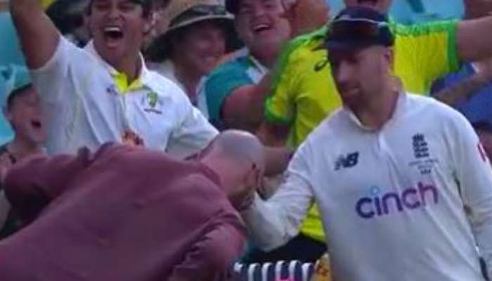 Jack Leach: অটোগ্রাফের জন্য় মাথা বাড়ালেন ফ্যান! আবদার মেটালেন ক্রিকেটার