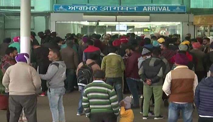 Italy-Amritsar Chartered Flight: ১৭০ জনকে নিয়ে অমৃতসরে এল বিমান, কোভিড আক্রান্ত ১২৫  