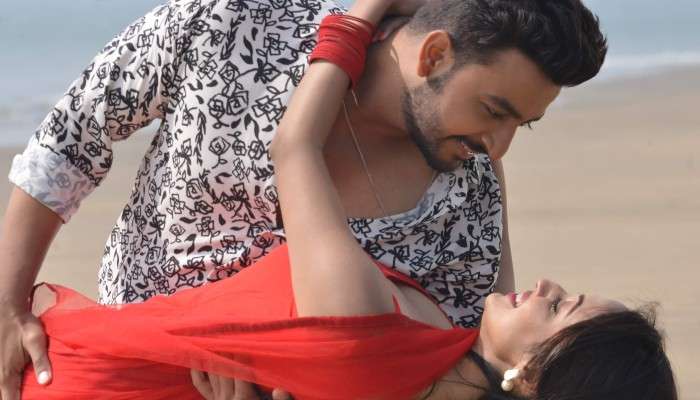 Bonny Sengupta: মন্দারমণিতে কার সঙ্গে রোমান্স করছেন বনি?