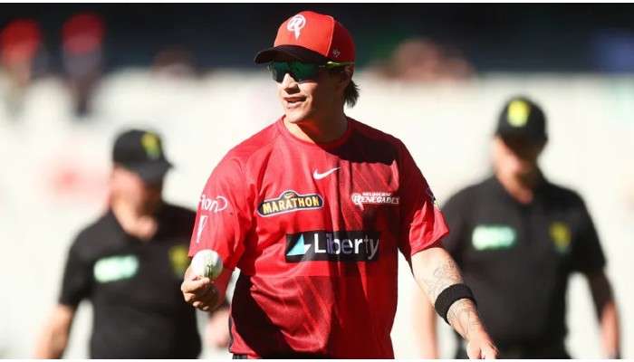 BBL: ‘ডাবল হ্যাটট্রিক’ করে বিরল নজির গড়লেন Melbourne Renegades-এর Cameron Boyce, ভিডিও দেখুন BBL: ‘ডাবল হ্যাটট্রিক’ করে বিরল নজির গড়লেন Melbourne Renegades-এর Cameron Boyce, ভিডিও দেখুন
