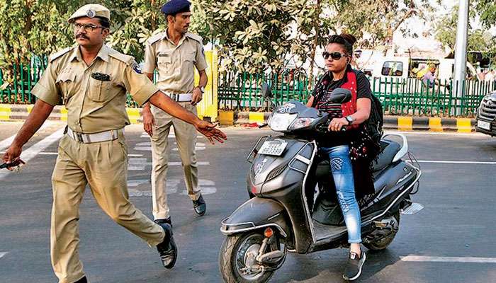 Traffic Fine: ট্র্যাফিক আইন ভাঙার আগে সাবধান, রাজ্যে এক ধাক্কায় কয়েকগুণ বাড়ল জরিমানার অঙ্ক