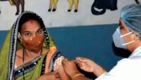 দেশের কত শতাংশ মানুষ করোনা টিকার ডবল ডোজ পেয়েছেন, জানিয়ে দিল কেন্দ্র