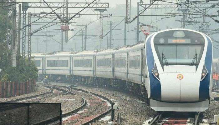 Vande Bharat Express in Union Budget 2022-23: তিন বছরে দেশে ৪০০ 'বন্দে ভারত এক্সপ্রেস' ট্রেন, বাজেটে বড় ঘোষণা অর্থমন্ত্রীর