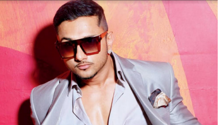 Yo Yo Honey Singh: অশ্লীল গান গাওয়ার অভিযোগ হানি সিংয়ের বিরুদ্ধে, কন্ঠস্বরের নমুনা জমা দেওয়ার নির্দেশ আদালতের