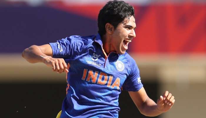 U19 World Cup, INDU19vsENGU19: ঠাকুরদা প্রাক্তন অলিম্পিয়ান, ১২ নম্বর জার্সিধারী Raj Bawa-র চমকপ্রদ উত্থান 