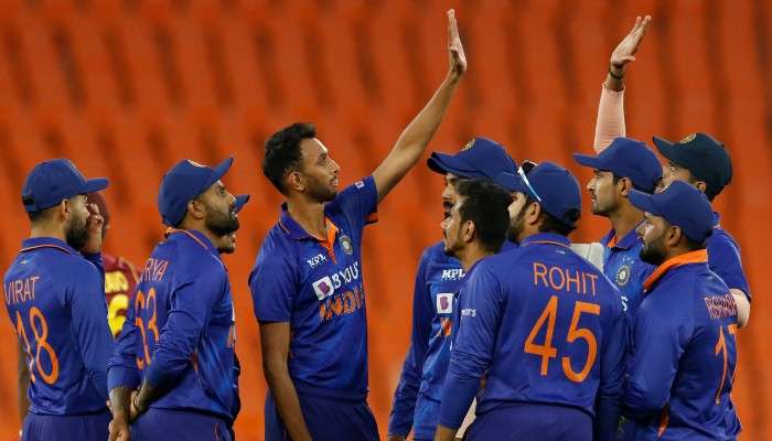 INDvsWI: ওয়েস্ট ইন্ডিজের বিরুদ্ধে হেলায় সিরিজ জিতে নতুন অভিযান শুরু করল Rohit Sharma-র Team India 