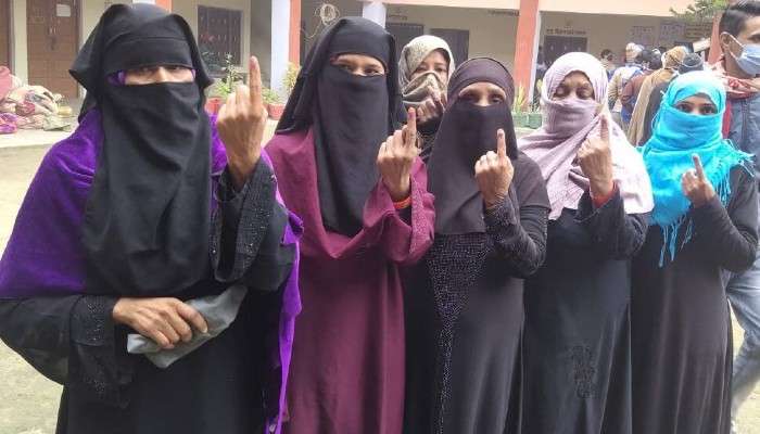 Uttar Pradesh Assembly Elections 2022 LIVE: বেলা বাড়তেই বাড়ল ভোটের হার, সকাল ১১টা পর্যন্ত ভোট পড়ল প্রায় ২০ শতাংশ