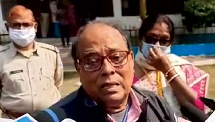 Ashok Bhattacharya: &#039;স্ত্রী সঙ্গে নেই; এই প্রথম এলাম একেবারে একা&#039;, ভোট দিতে এসে চোখে জল অশোক ভট্টাচার্যের