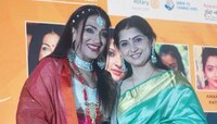 ক্যানসার আক্রান্তদের পাশে ঋতুপর্ণা সেনগুপ্ত ও কৌশিকী চক্রবর্তী 