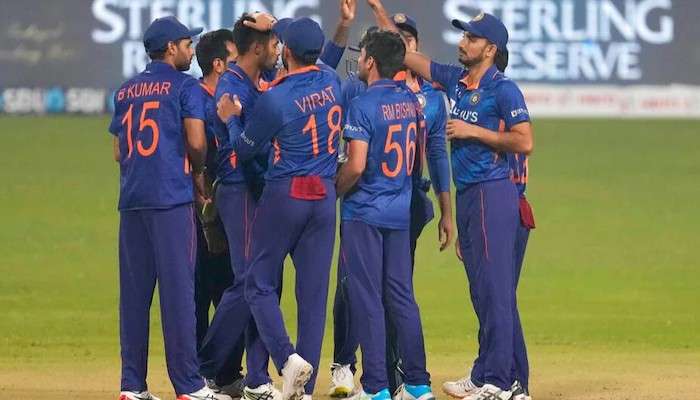 INDvsWI: Virat-র ব্যাটিং, ভুবির দুরন্ত বোলিং, ১০০তম ম্যাচ জিতে সিরিজ পকেটে পুরে নিল Team India 