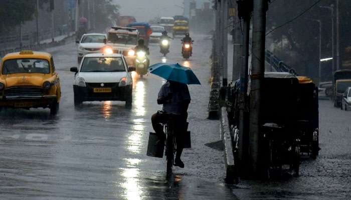 Weather Update: ফের ভোগান্তি! রবিবার থেকে বৃষ্টির সম্ভাবনা দুই বঙ্গে