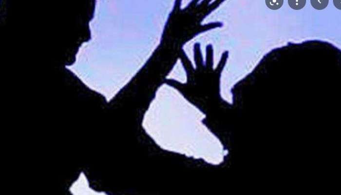 Student Beaten:  দশম শ্রেণির ছাত্রীকে 'বেধড়ক মারধর'! ভিডিয়ো ভাইরাল হতেই গ্রেফতার যুবক