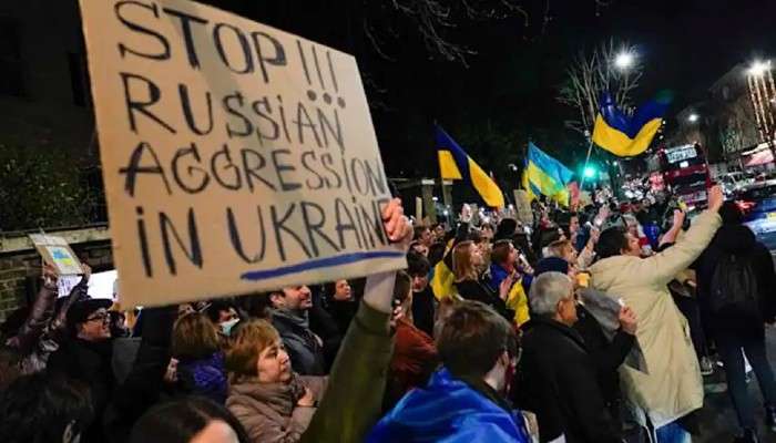 Ukraine Crisis: বন্ধ হয়ে গেল বিমানবন্দর, ইউক্রেনে জারি জরুরি অবস্থা